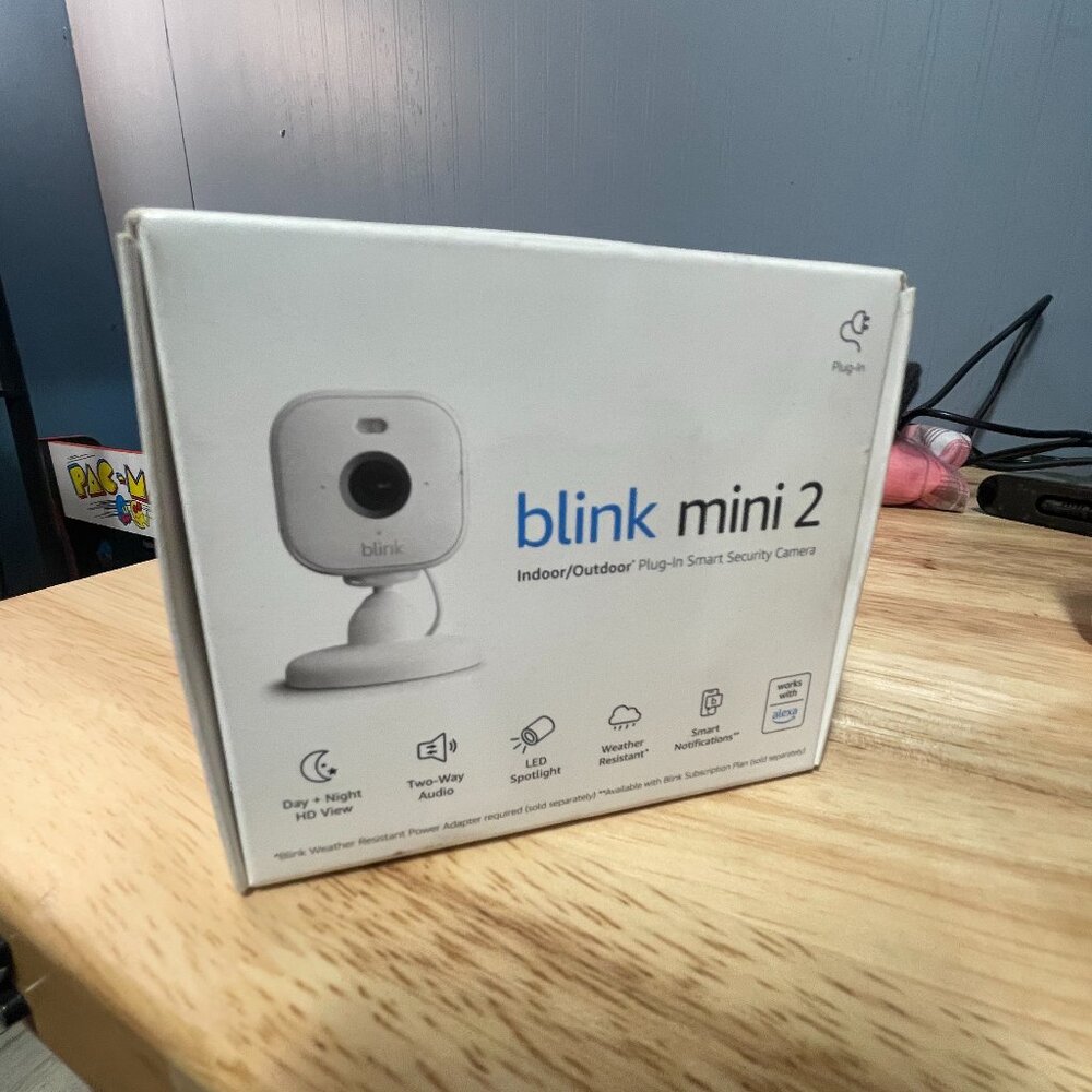 Amazon Alexa Blink Mini 2